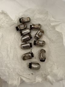 Equipment - Endoscope endlight globes