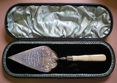 Trowel