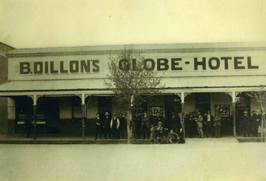 Photograph, Globe Hotel c. 1913