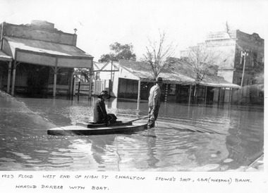 Photograph - 1923 flood in Charlton