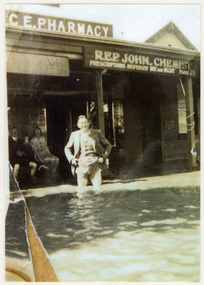 Photograph - 1939 flood in Charlton