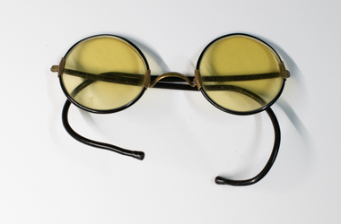 Domestic object - Sunglasses