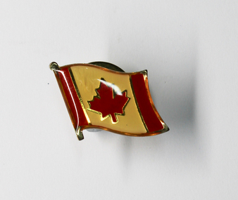 Badge - Canadian Flag Stud / Badge