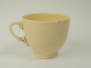 Functional object - Tea Cup, Clarice Cliff tea cup