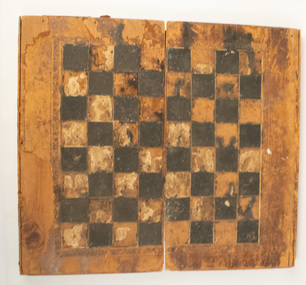 Functional object - Chess and Backgammon Set