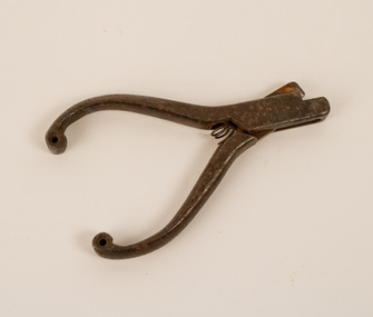 Functional object - Hole Punch, Euchre Punch