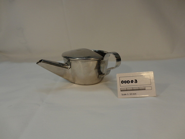 Ear Irrigation Mug, K G Luke, Medical Equipment, 20th Century