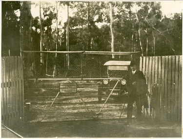 early photograph, probably 1920s rather than 1930s as written on the back of the photograph