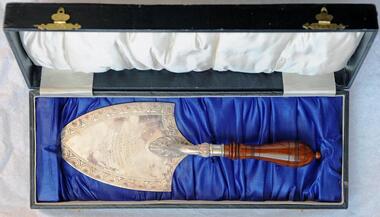 Presentation pieces: CTS 1923, Presentation trowel for laying of foundation stone Collingwood Technical School 1923