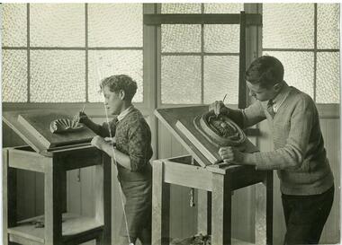 Photograph: CTS Art Dept. Modelling students c1930s