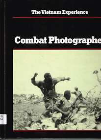 Book, Boston Publishing Company, Combat photographer, 1983