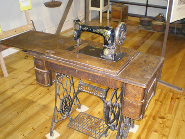 Sewing Machine