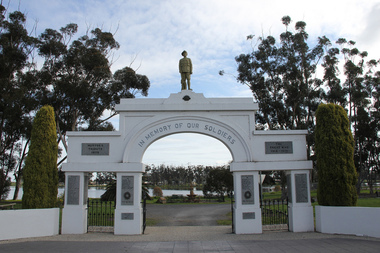 Photograph - digital, LJ Gervasoni, Murtoa War Memorial Gates and Arch, 2011, August 2011