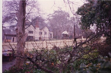 Photograph - Colour, Clare Gervasoni, Wanda Inn, Hepburn Springs, c1995, c1995
