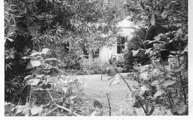 Photograph of Amess House, Unknown