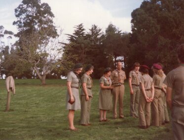 Group photograph of cubs and brownies