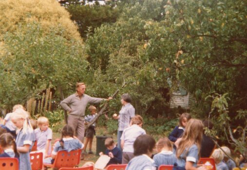 Photograph of school children and teachers