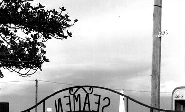 Photograph - From inside the gates to Missions to Seamen, Port Melbourne, Alison Kelly, 1990