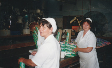 Photograph - Lagoon Confectioners, Peter Parrington, 24 Feb 1999
