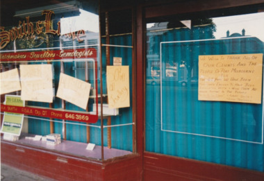 Photograph - Smith & Linke, Watchmakers, Jewelers and Gemologists, Bay Street, Port Melbourne, Pat Grainger, 1989