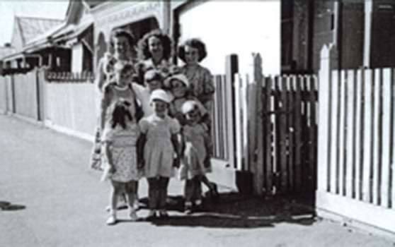 1570 - Kent Family