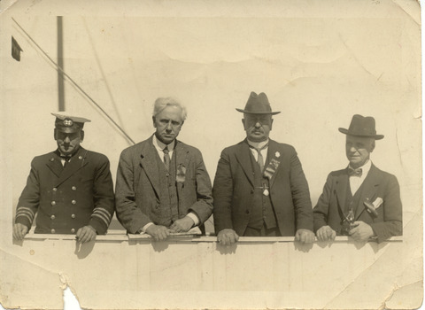 1848 - Capt Harry Gray of the Weeroona at left, in uniform