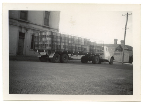 2220 - S W Newman & Co truck