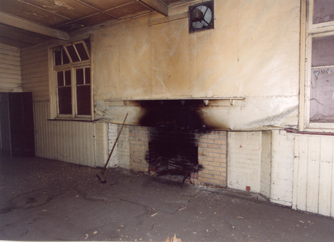 2300.04 - Excelsior Hall Interior, rear room fireplace south-west, June 2003