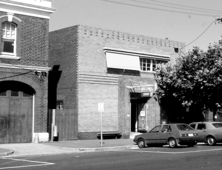 2353 - Port Melbourne Library, Liardet Street