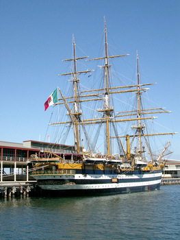 2370.02 - Sailing ship Amerigo Vespucci berthed at Station Pier on 5 April 2003