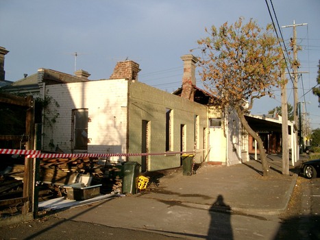 2385.01 - 207 Ross Street during redevelopment from shop/residence to a residence only, 2005