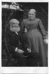 2468 - Louisa and Henry Coggins c. 1900