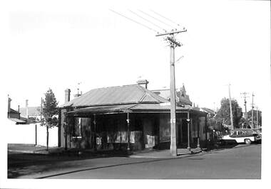Photograph - Former shop, 166 Station Street, cnr. Raglan Street, Port Melbourne, Janet and Allen Walsh, 1973