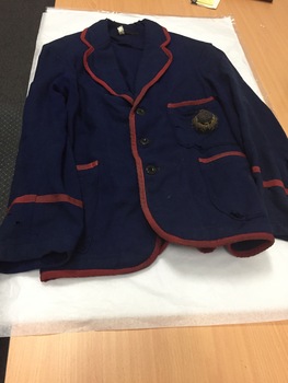 3890 - Port Melbourne Cricket Club premiership blazer 1937/38