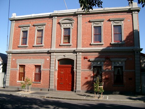 3908 - former Friendly Society Dispensary, 293-299 Princes Street, Port Melbourne, November 2004