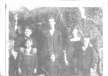 Photograph - Earle Children