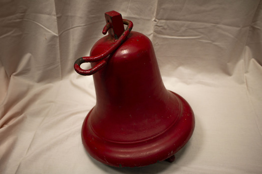 2873 - Bell used by Port Melbourne Football Club to signal the start and end of each quarter