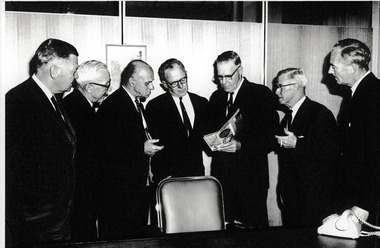 Photograph - City of Port Melbourne Councillors & staff meeting with PMG representative, C. 1976