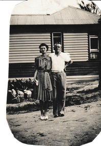 Photograph - Ron & Mabel Suckling, c.1940