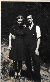 Photograph - Elsie & Reg Suckling, c.1945
