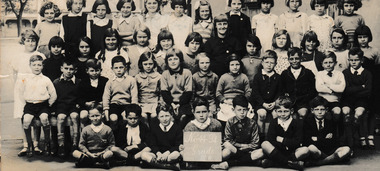 Photograph - Grade 111B Nott Street State School, 1935