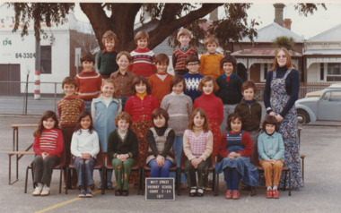 Photograph - Grade 2 - 34 Nott Street Primary School 1977, 1977