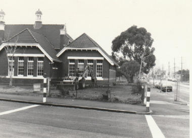 Photograph - Preparation for Adventure Playground, Nott Street Primary School, 1977