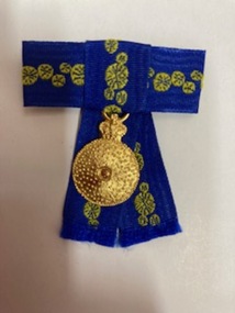 Medal - Pat Grainger's Order of Australia small medal, 2016