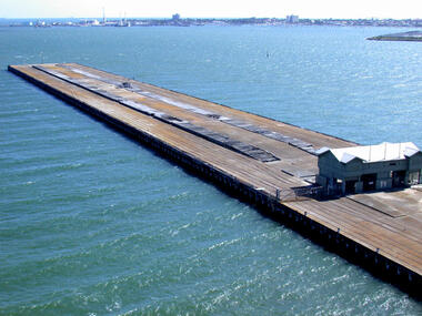 Photograph - Princes Pier 2004, Dec 2004