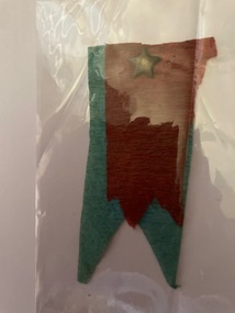 Souvenir - Souvenir badge, Sue LEONG