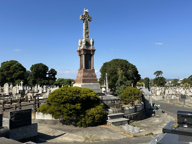 Photograph - Family grave of Henry O'Brien, David THOMPSON, 2024