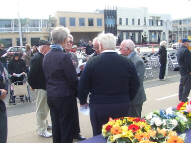 Photograph - Anzac Day 2010, 25 Apr 2010
