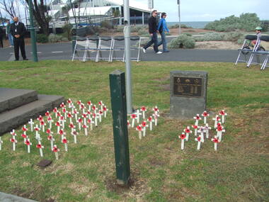 Photograph - Anzac Day 2010, 25 Apr 2010