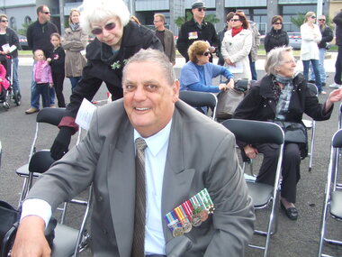 Photograph - Anzac Day 2010, 25 Apr 2010